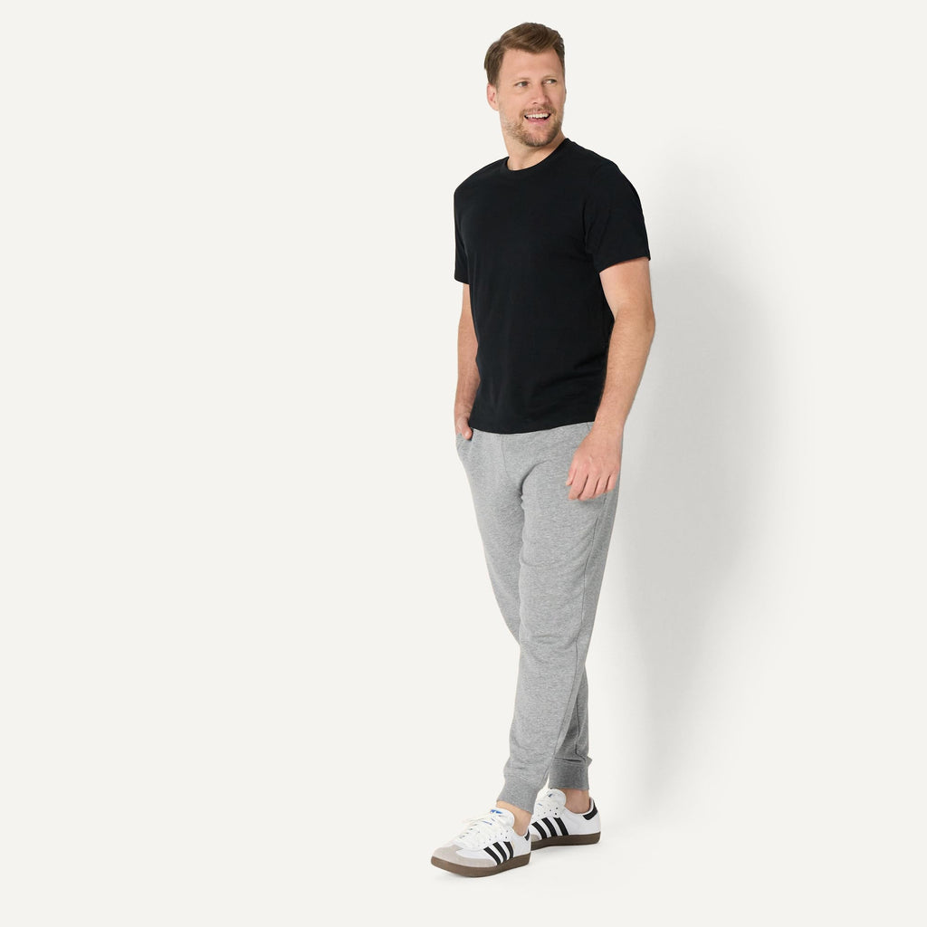 Amazon Essentials Men's Relaxed Fit Cotton Jersey T-Shirt, Soft Fabric
